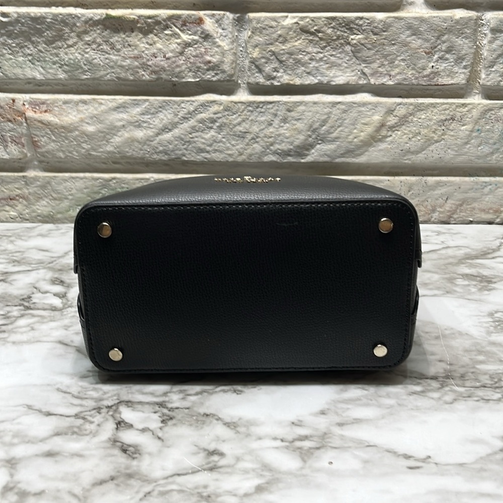 KATE SPADE Darcy Small Black Bucket Bag in EUC - Picture 9 of 16
